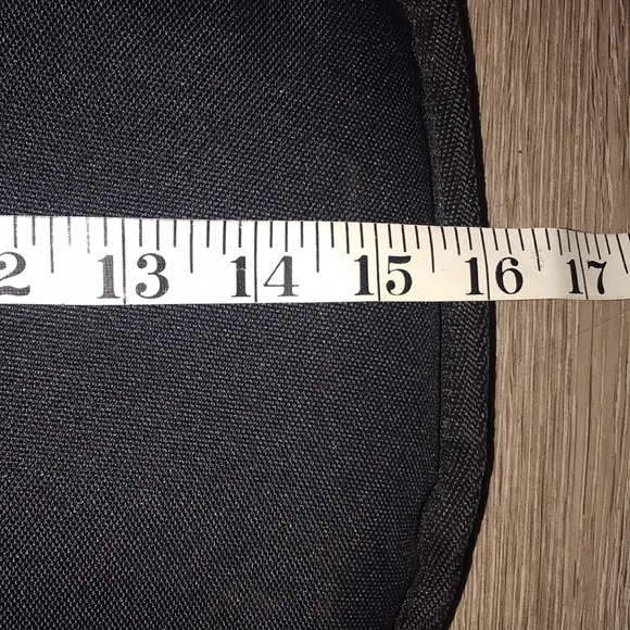 Like-New Gator Padded Guitar Case - Picture 9 of 10